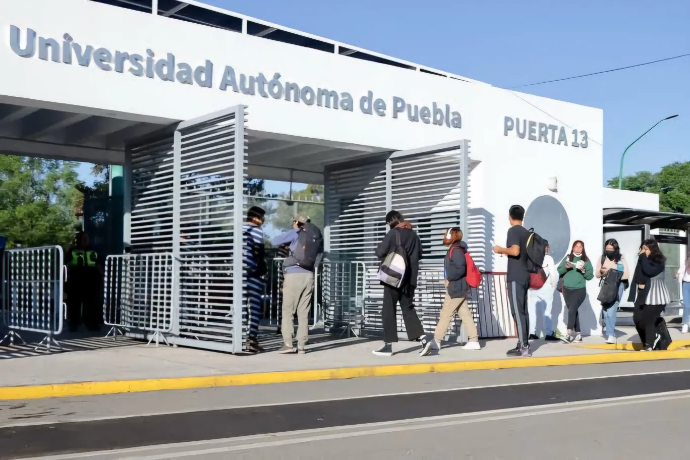 BUAP tendrá megapuente por Día de Muertos; regresan el martes 3