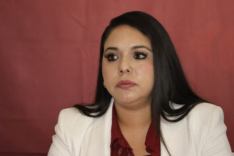 Tonantzin Fernández se victimiza y alerta sobre posibles audios que niega sean de ella