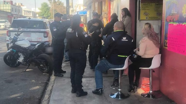 Compra-pollo-y-le-roban-mas-de-160-mil-pesos-a-cuentahabiente-de-BBVA-en-la-Heroes-de-Puebla-