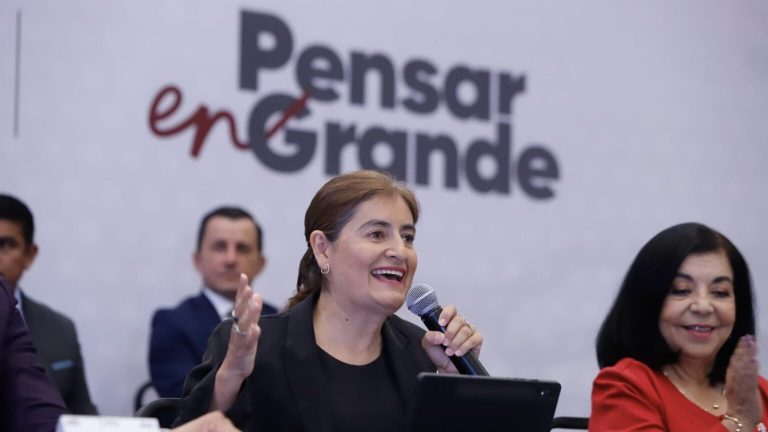 Celina-Pena-1536x864
