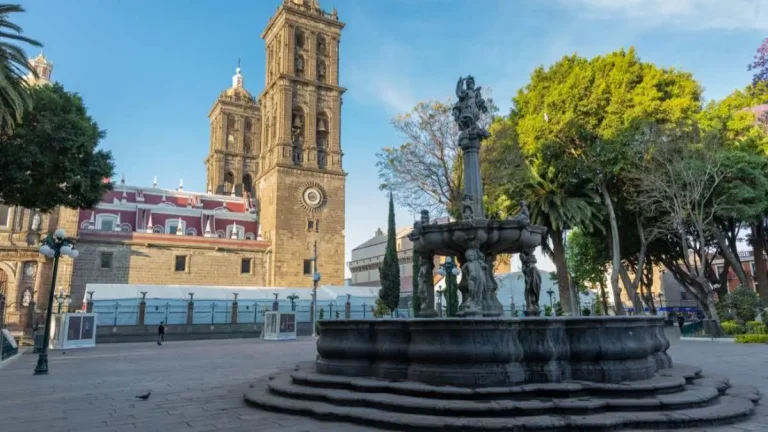 pensar-solo-turismo-expulsa-habitantes-centro-historico-puebla