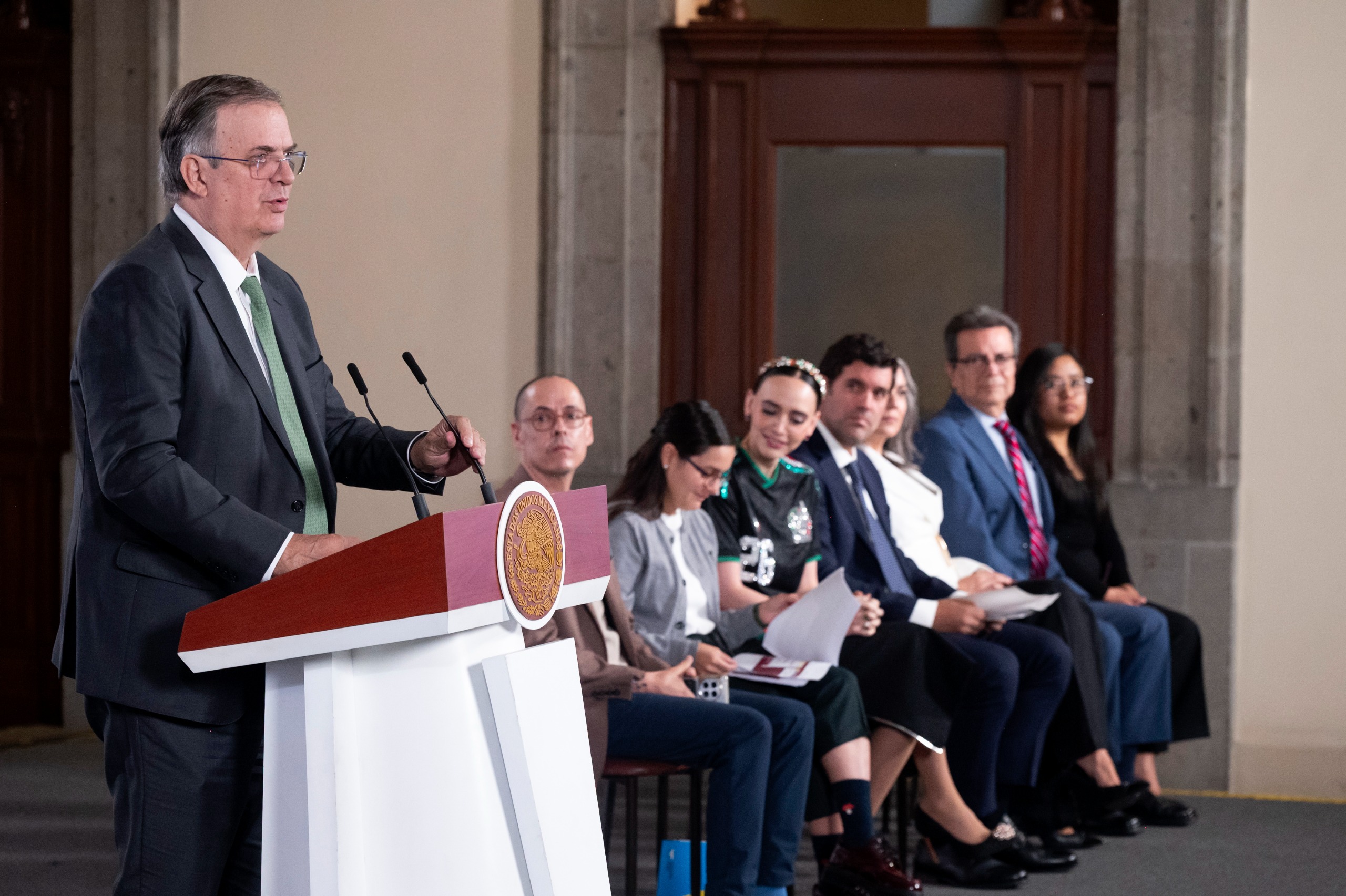 100626 CSP CONFERENCIA MATUTINA2