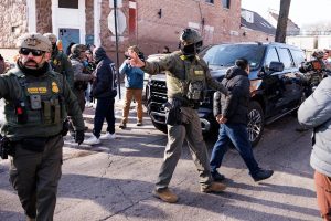 estados-unidos-usara-su-oficina-de-impuestos-para-estrechar-cerco-migratorio_44fc97d8-358a-48a7-afdf