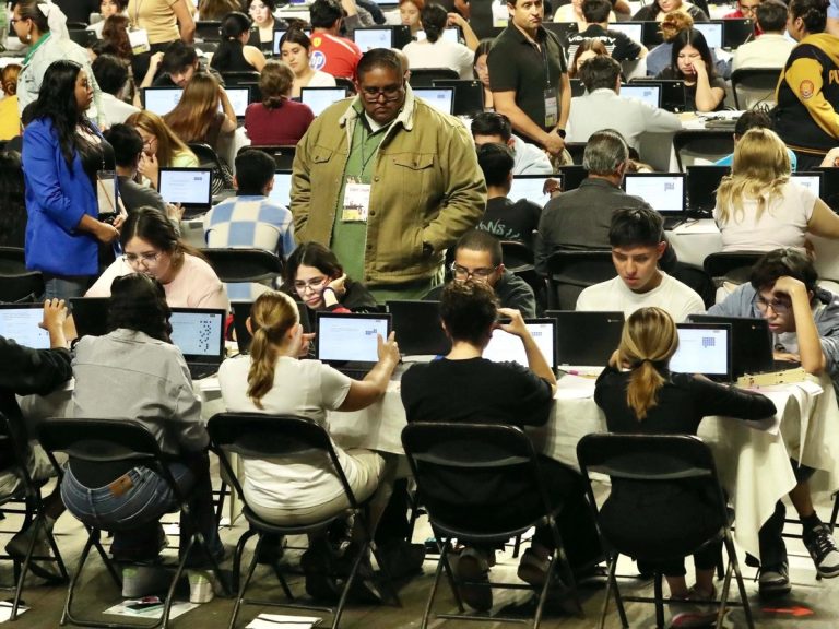 rector-lomeli-admite-que-la-unam-subestimo-negocio-de-trampas-para-examen-de-ingreso-en-linea_8cf9d3